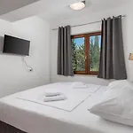 Pensjonat Jadranka 4*