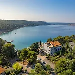 Pensjonat Jadranka 4*