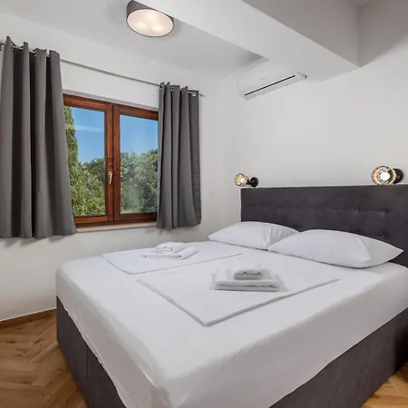 Jadranka Guest house Omisalj