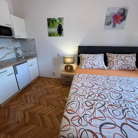 Jadranka Guest house Omisalj